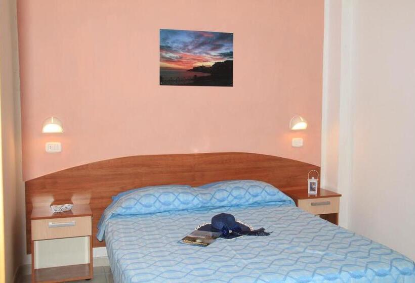 Апартаменты 2 Спальни, Villaggio Mare Blu