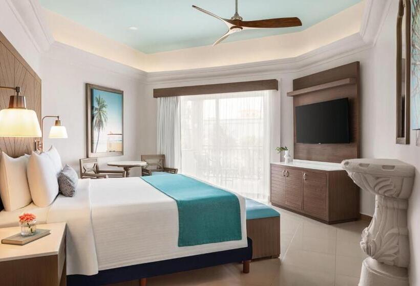 Junior Suite Kingsize Bett, Wyndham Alltra Playa Del Carmen Adults Only All Inclusive