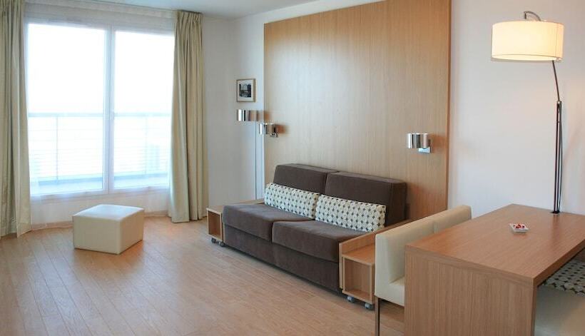 Апартаменты 1 Спальня, Residhome Carrieres La Defense