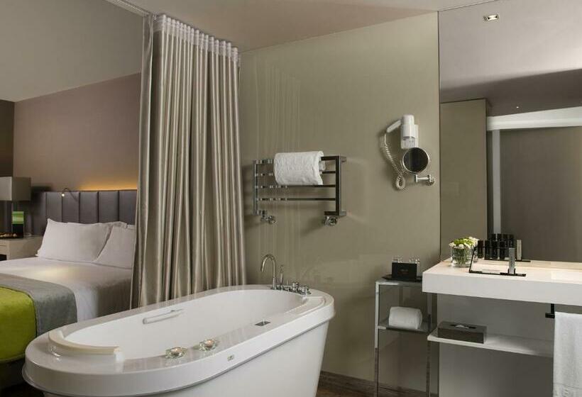 سوییت جونیور, Melia Braga Hotel & Spa
