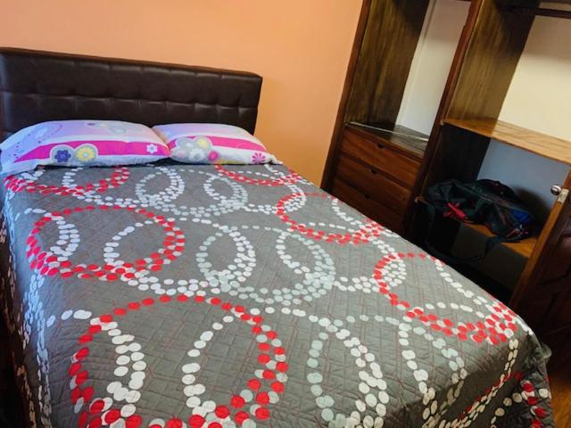 Апартаменты 2 Спальни, Hostal La Casa De Rodrigo