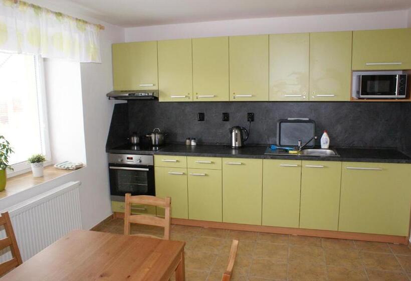 Номер Стандарт Трехместный, Penzion Rozhovice