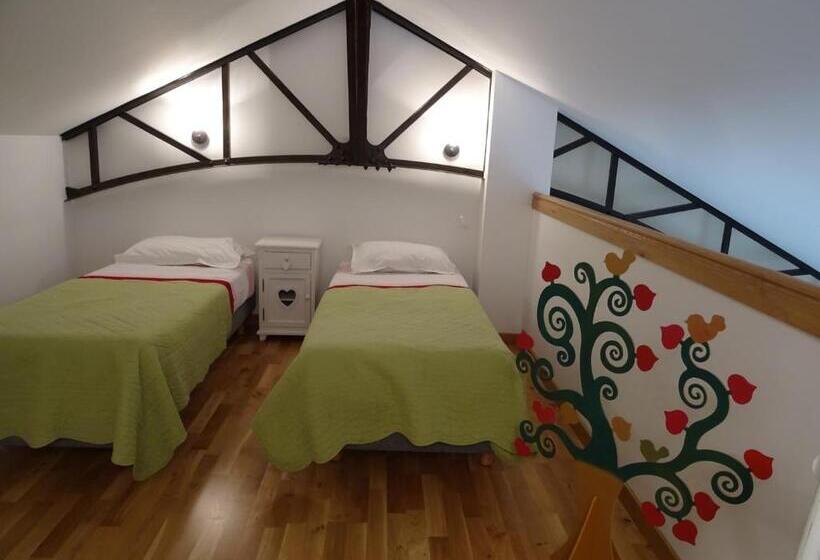 Семейный Номер, Domaine De La Guignardière