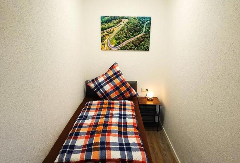스탠다드 트리플 룸, Speedys Bed & Breakfast