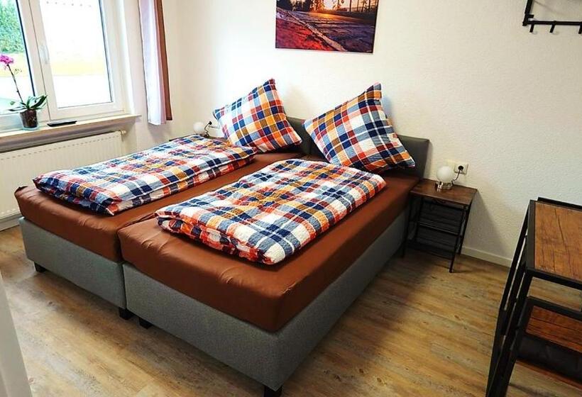 스탠다드 트리플 룸, Speedys Bed & Breakfast