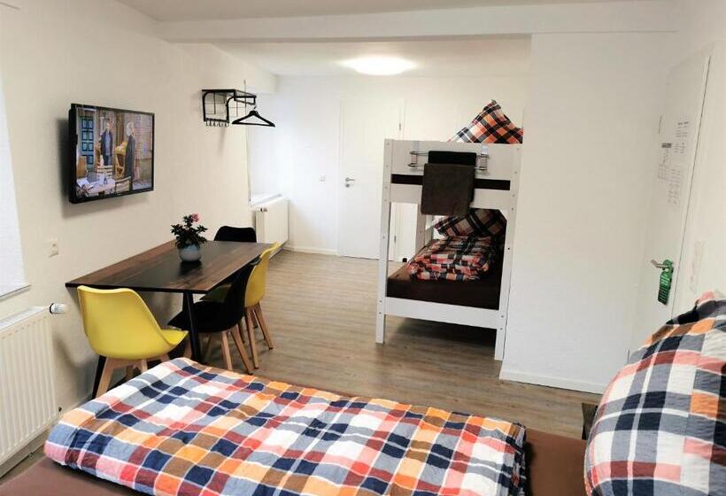 디럭스 패밀리 룸, Speedys Bed & Breakfast