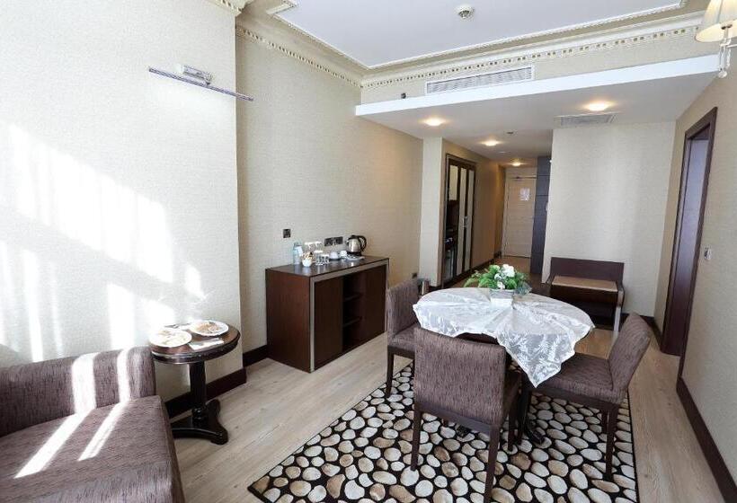 سوئیت سینیور, Eser Premium Hotel & Spa