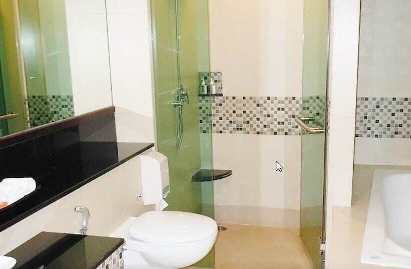 سوییت خانوادگی, Tara Mantra Chaam Resort