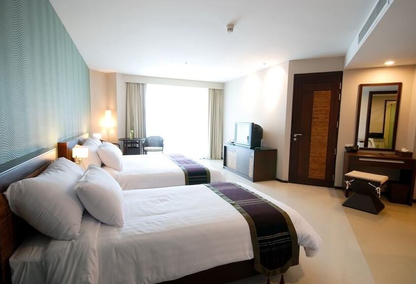 سوییت خانوادگی, Tara Mantra Chaam Resort