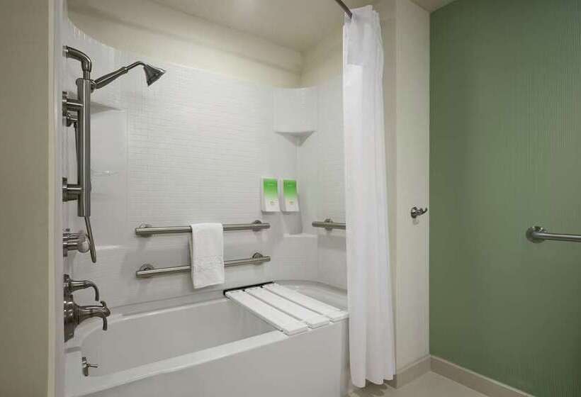 スタンダードスタジオ, Home2 Suites By Hilton Baltimore Downtown