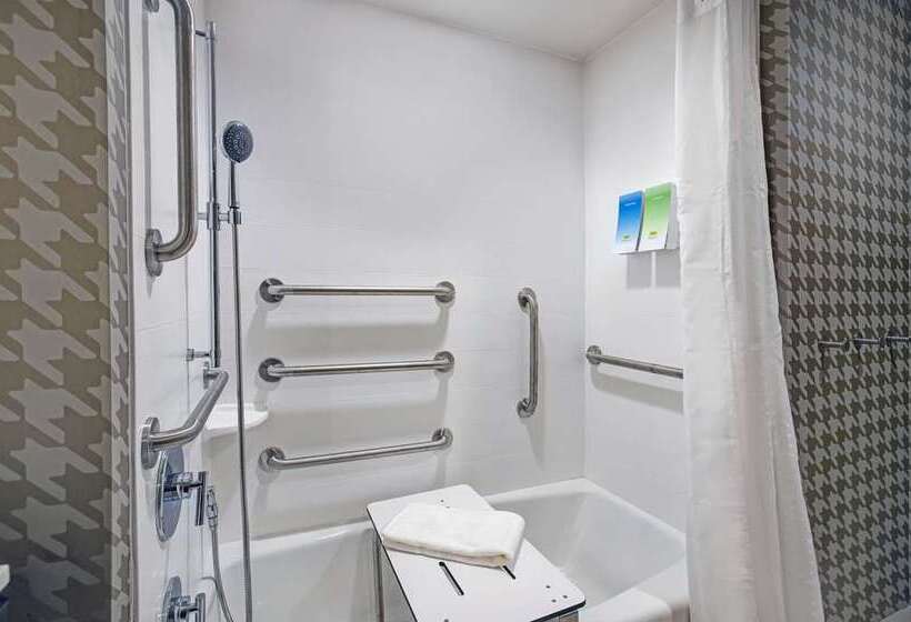 スタンダードスタジオ, Home2 Suites By Hilton Baltimore Downtown
