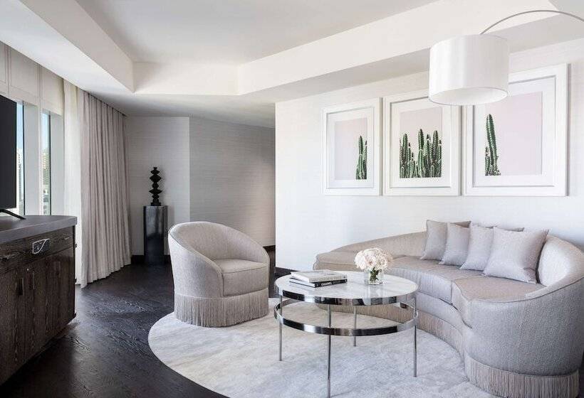 مجموعه ویستا شهر, Waldorf Astoria Las Vegas