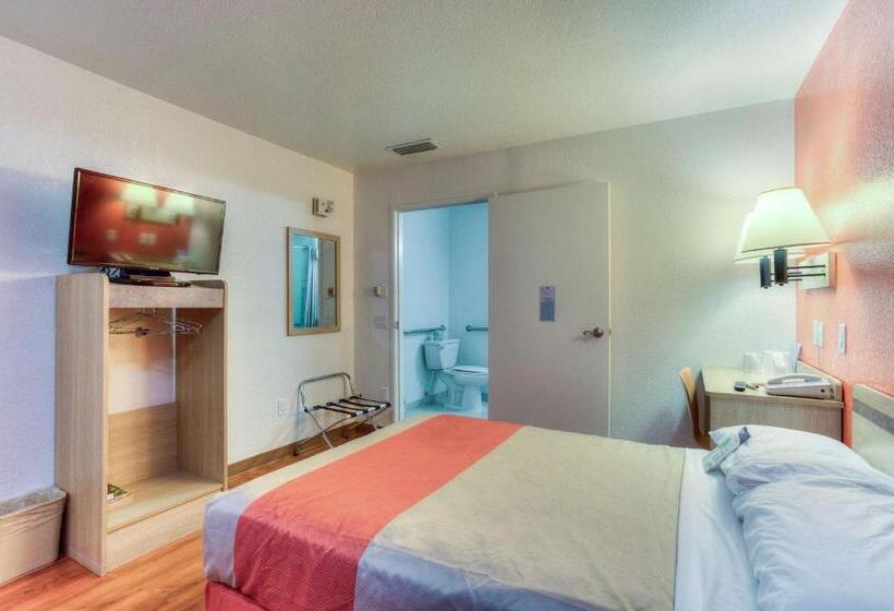 장애인을 위한 스탠다드 룸, Motel 6tigard, Or  Portland South  Lake Oswego