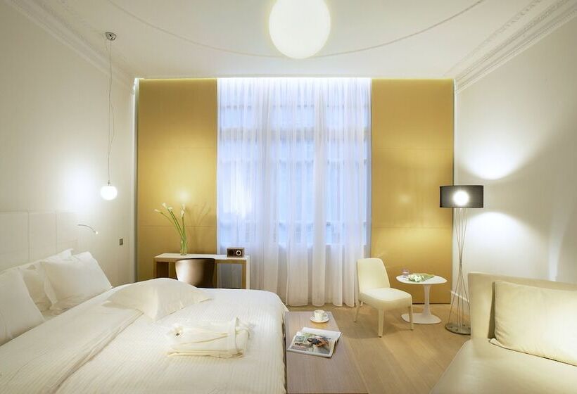 سوییت جونیور, The Excelsior Small Luxury Hotels Of The World