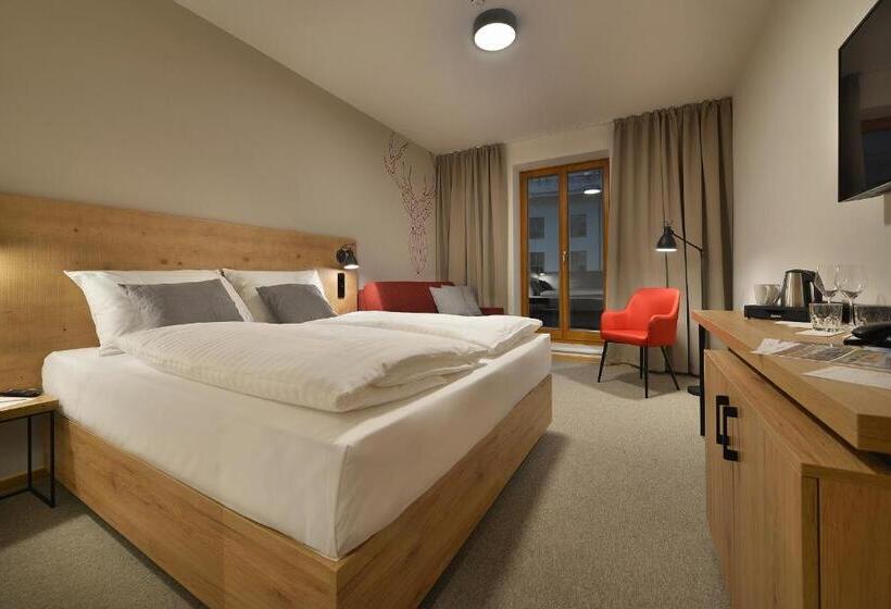 Comfort room with terrace, Element