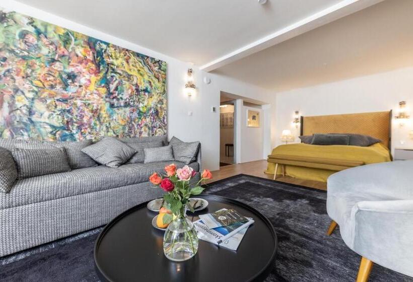 Полулюкс, De Merin Boutique Hotel Straden