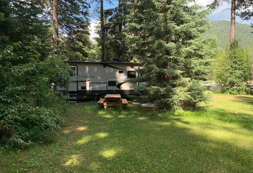 Семейное Бунгало, Glacier Haven Inn