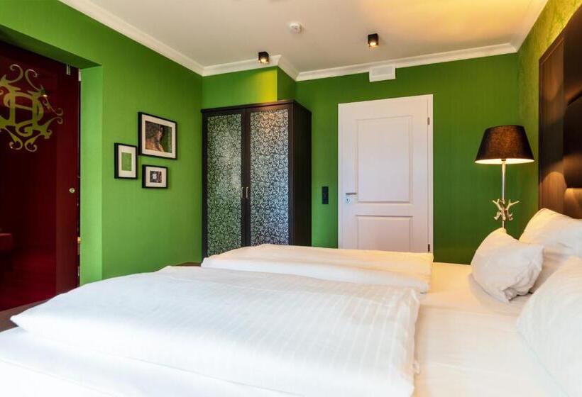 带阳台套房, Haverkamp Suites