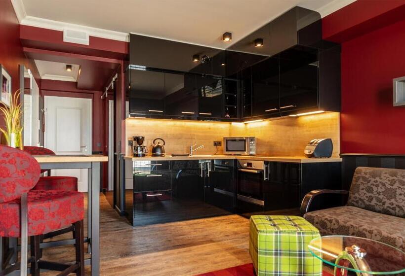 带阳台套房, Haverkamp Suites