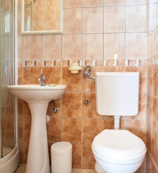 اتاق استاندارد, Apartments & Rooms Jelka