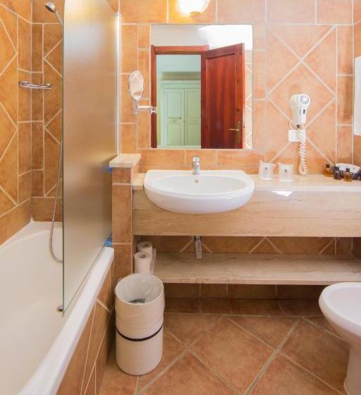 اتاق استاندارد با بالکن, Colonna Beach Hotel Marinella