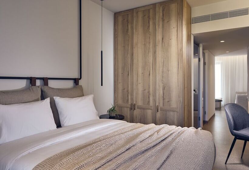 Family Suite, Contessina