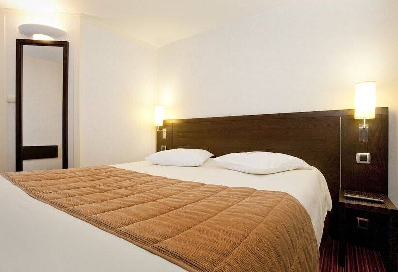 Семейный Номер, Inn Design Resto Novo Carquefou