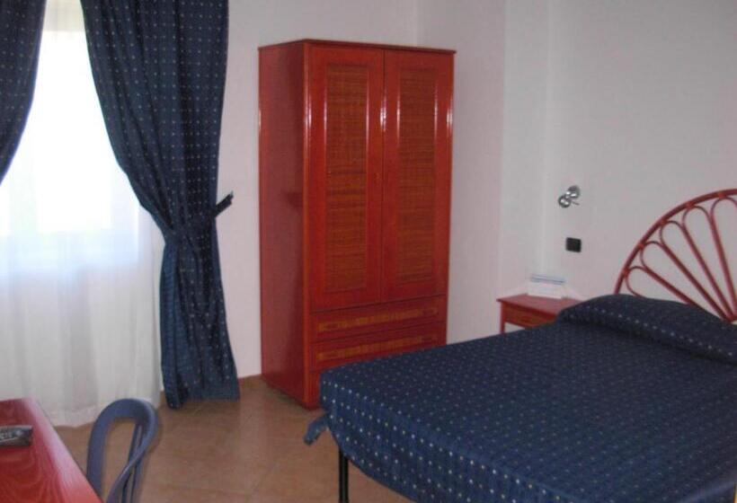 Номер Стандарт, Beach Hotel