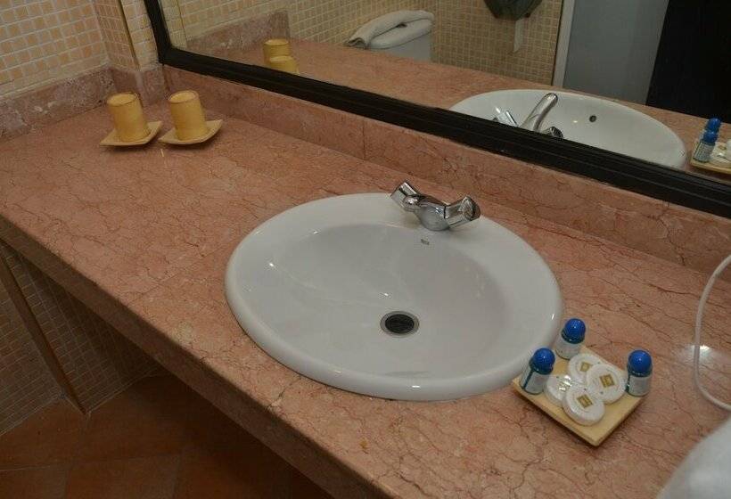 Апартаменты 1 Спальня, Golden Beach Appart