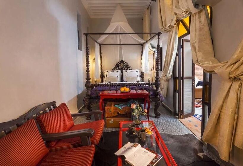 Delüks Oda, Riad Ines Home