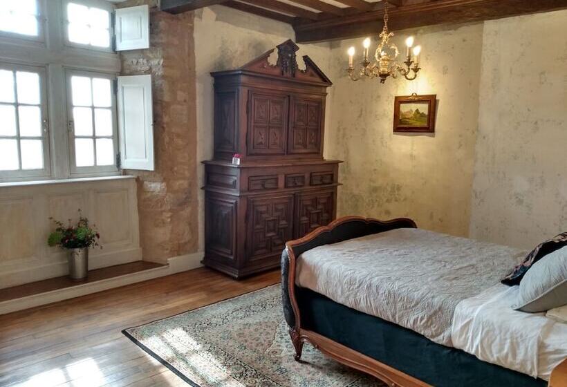 디럭스 스위트, Chateau De Balsac