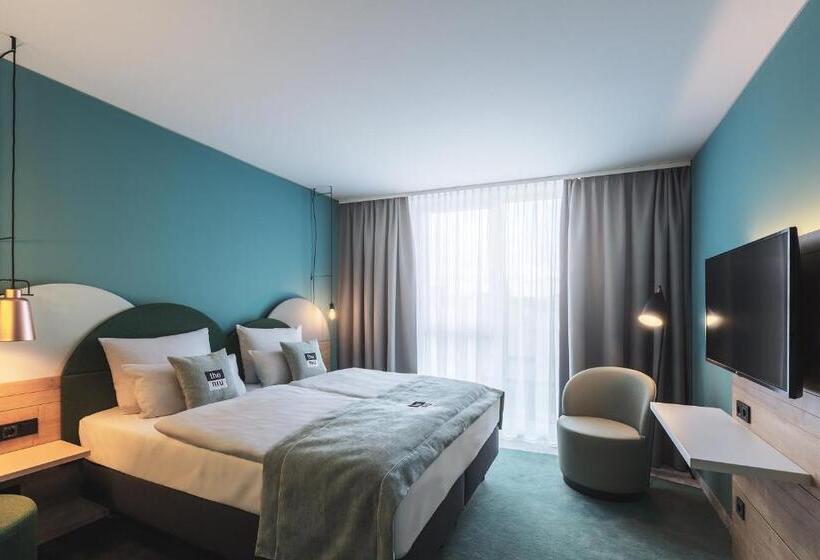 Студия Стандарт, Holiday Inn   The Niu, Cure Erlangen, An Ihg
