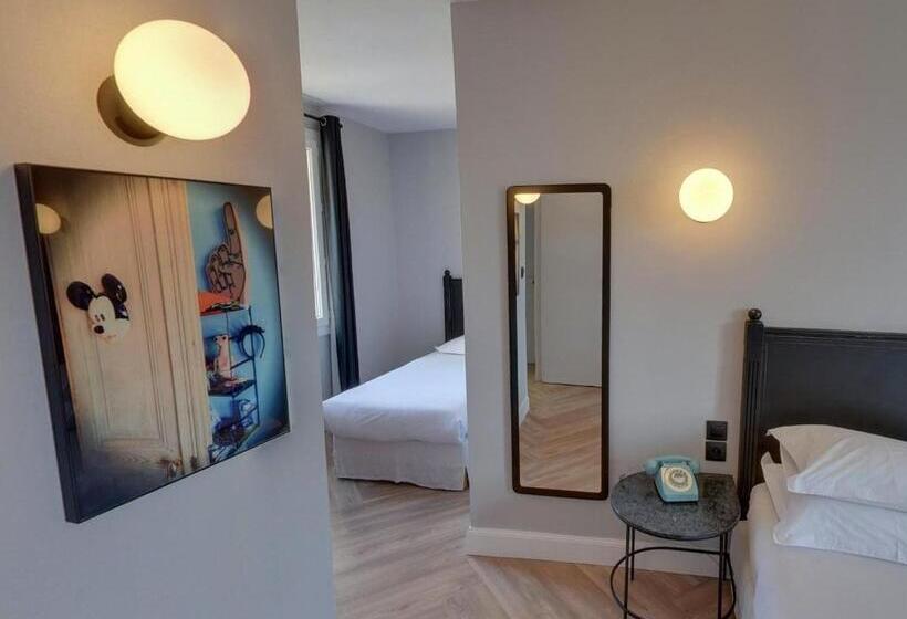 Номер Стандарт Трехместный, Hôtel L Orque Bleue