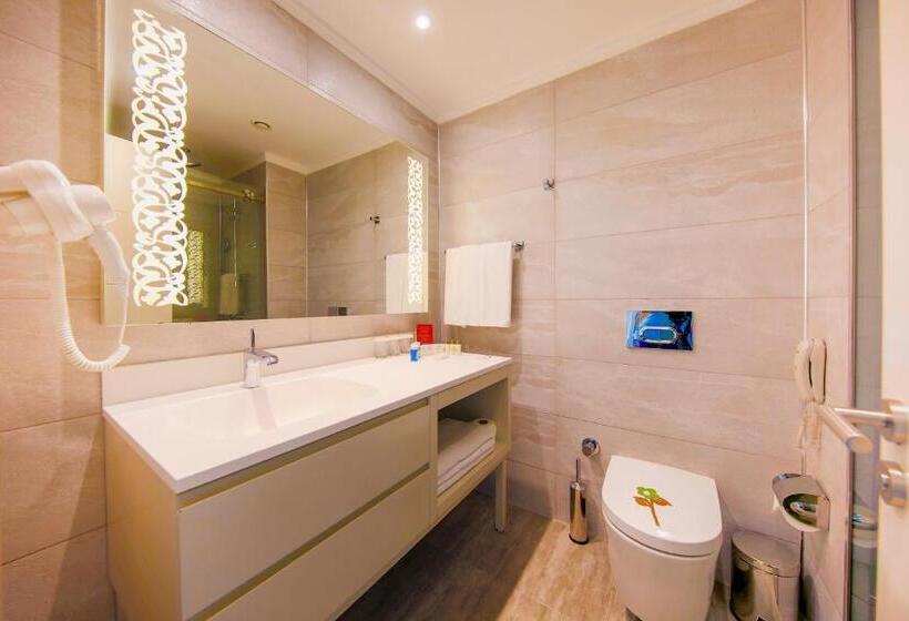 Superior Driepersoonskamer, Horus Paradise Resort - All Inclusive