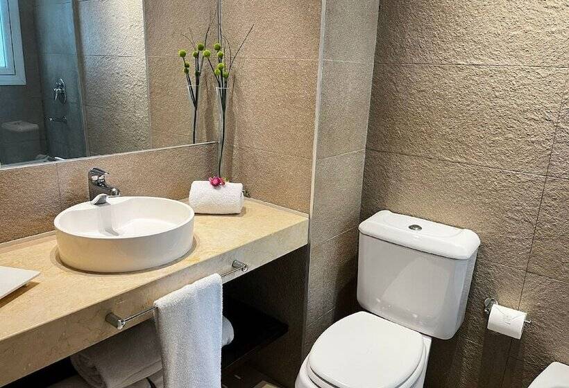 سوئیت با بالکن, Awwa Suites & Spa