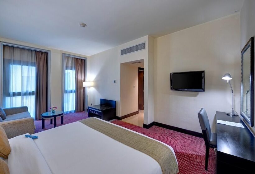 Семейный Номер, Mercure Gold Hotel Jumeirah Dubai By Accor