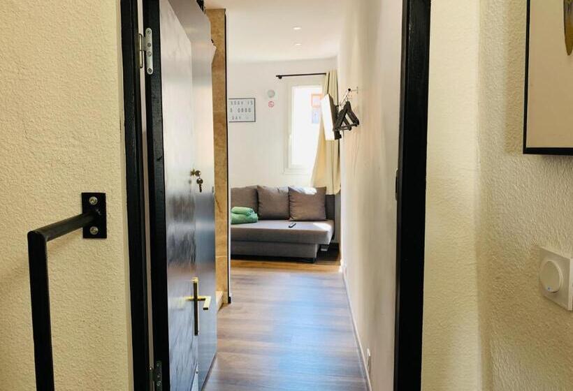 اتاق استاندارد, Chambre Le Merindol