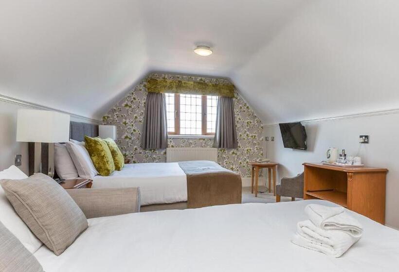 Семейный Номер, De Rougemont Manor Hotel & Suites