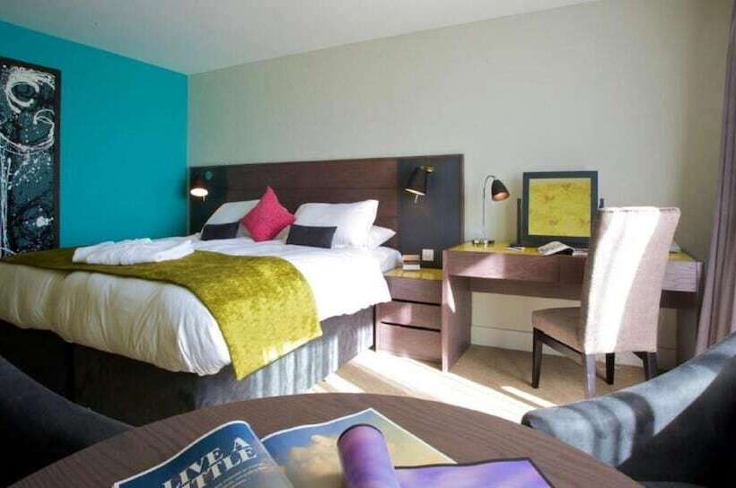 Номер Deluxe, The Cornwall Hotel Spa & Lodges