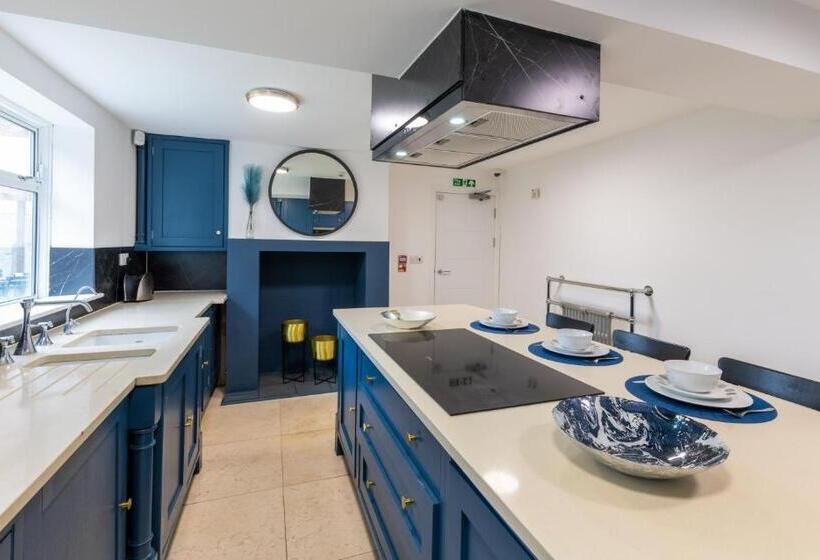 חדר דחוקס עם מיטת קינג, Bricksage Rooms, King S Lynn South Gate
