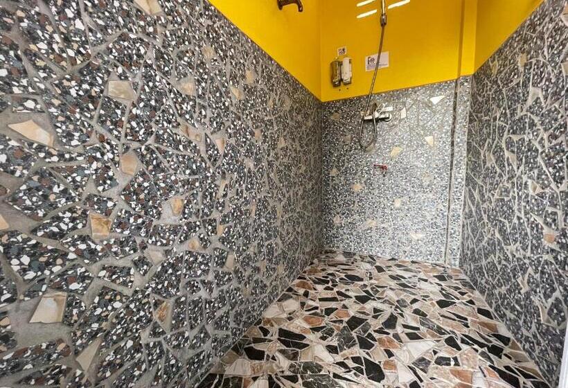 Трехместный Номер Базовый, Shin Sane Guest House