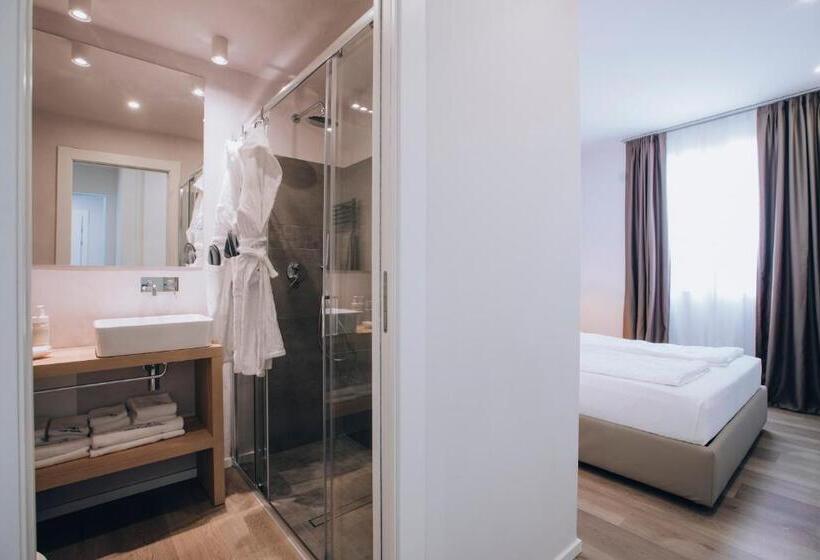 Президентский Люкс, Ah Porticcioli Boutique Apartments