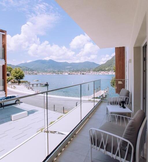 Люкс с Балконом, Ah Porticcioli Boutique Apartments