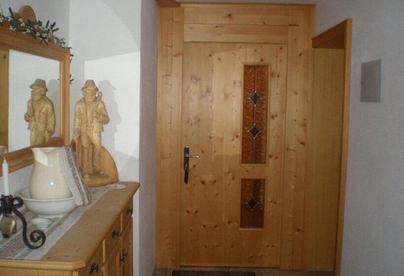 Апартаменты 1 Спальня с Балконом, Alpenhof Alt Lähn