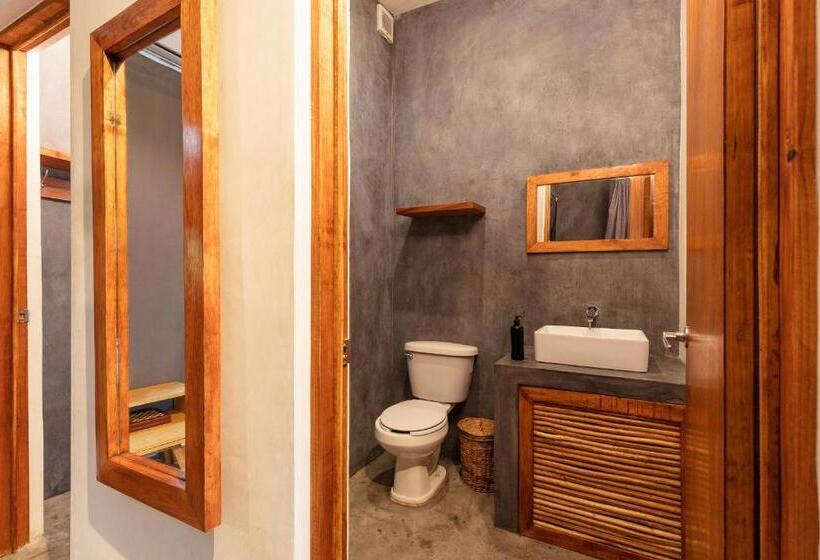 ルームシェアのワンベッド, Che Bacalar Hostel & Bar Adults Only