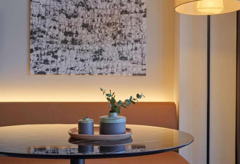 Студия Стандарт, Adina Apartment Hotel Munich