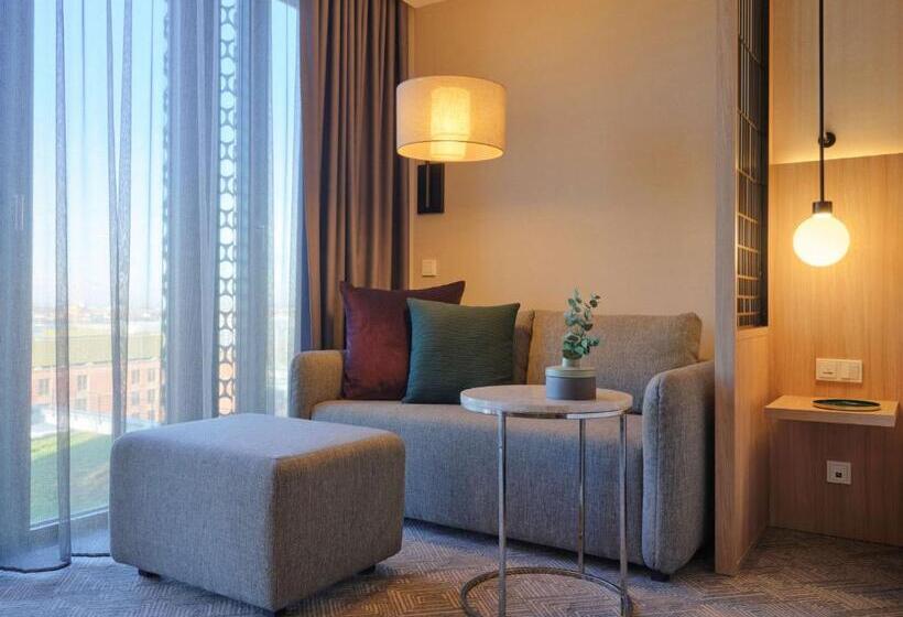 Студио Стандарт с Балконом, Adina Apartment Hotel Munich