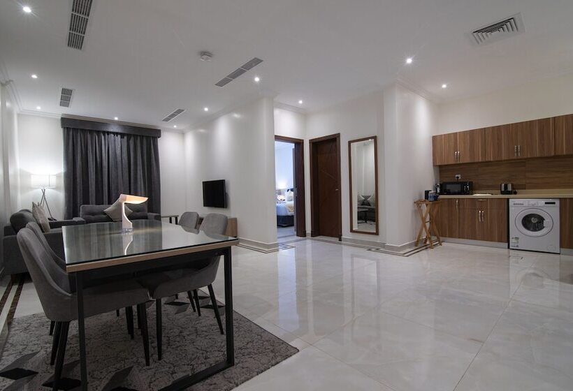Люкс Повышенной Комфортности, The Gate Hotel And Apartments