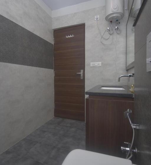 غرفة قياسية سرير كينج, Ka10 Square Hotel & Banquets