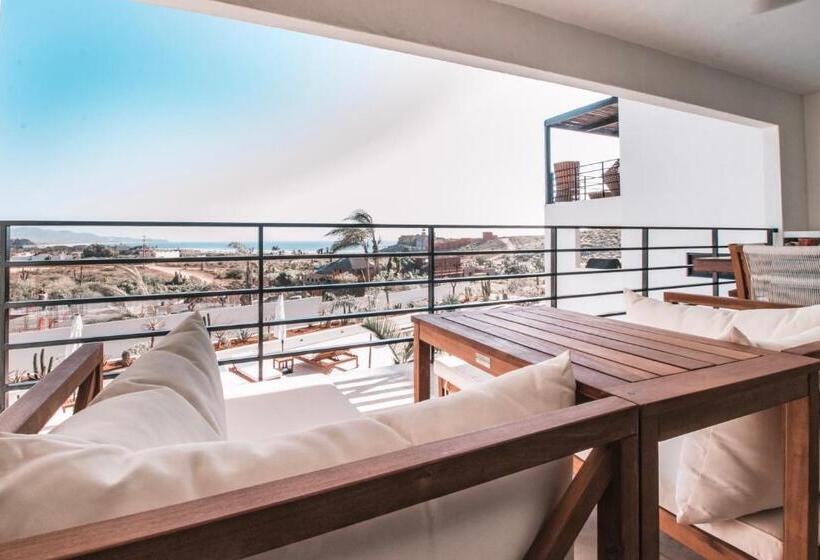 דירת שני חדרים, Cerritos Surf Residences
